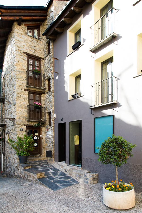 Hostal Cisco De Sans Hotel Andorra la Vella Exterior photo